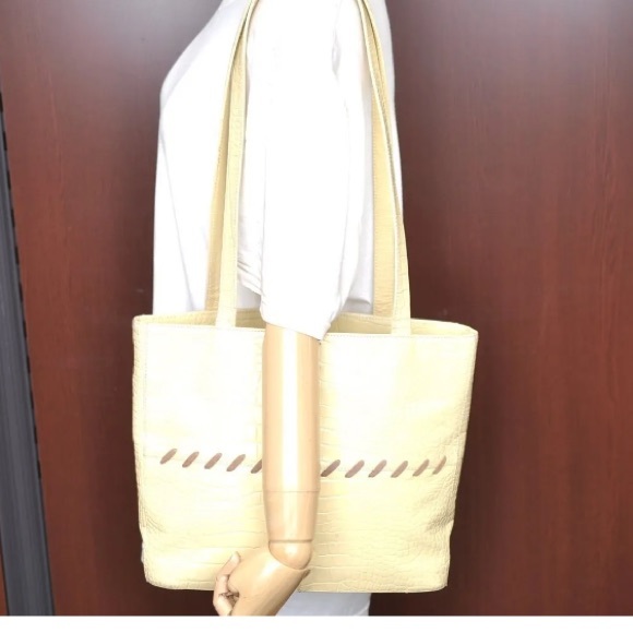 COPY - Authentic YVES SAINT LAURENT Shoulder Bag Leather Ivory - Picture 16 of 16